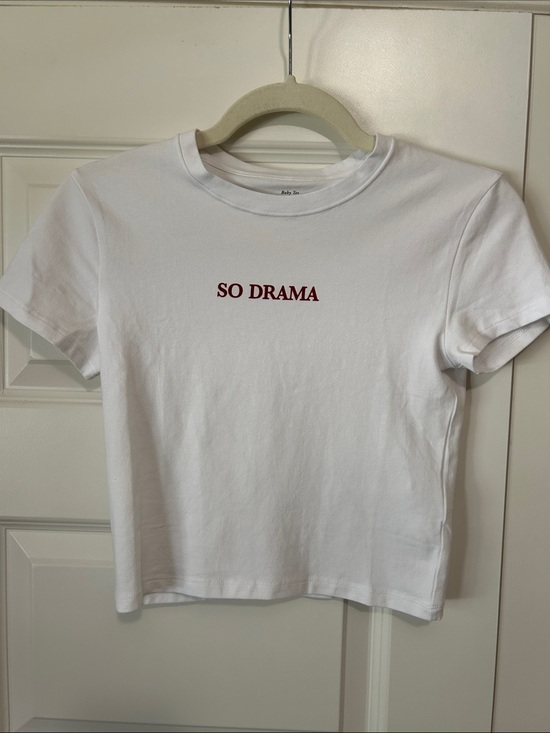 Abercrombie & Fitch Tops - Womens SO DRAMA White Graphic Tee